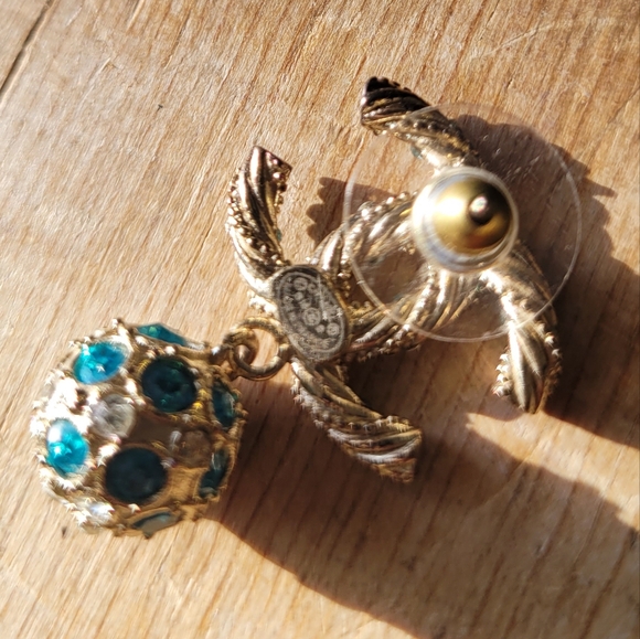 Chanel Dangle Blue Silver Earrings - Picture 2 of 4